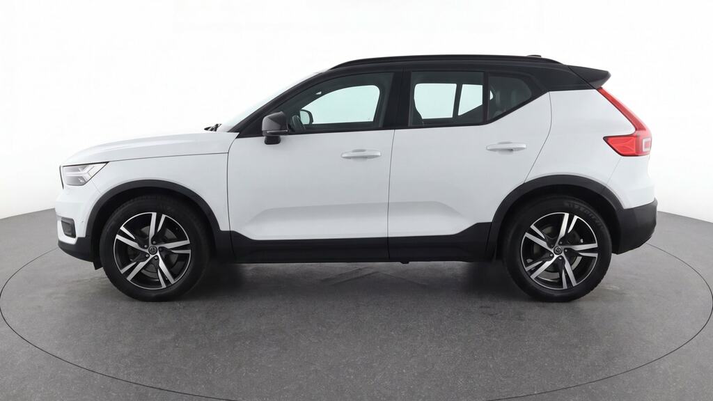 Volvo XC40 2.0 B4p R Design White #6