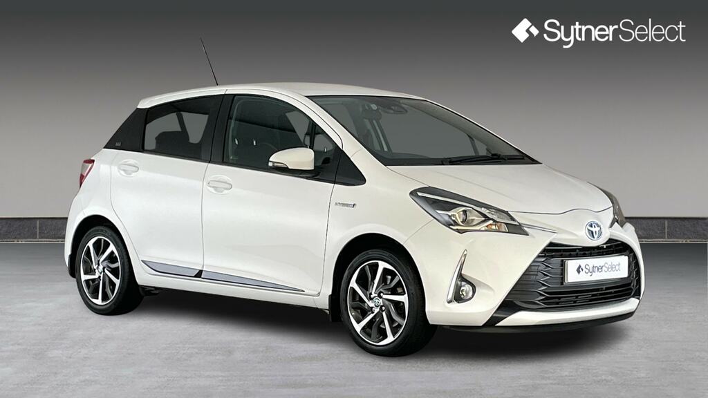 Toyota Yaris 1.5 Hybrid Y20 Cvt Bi-tonenav White
