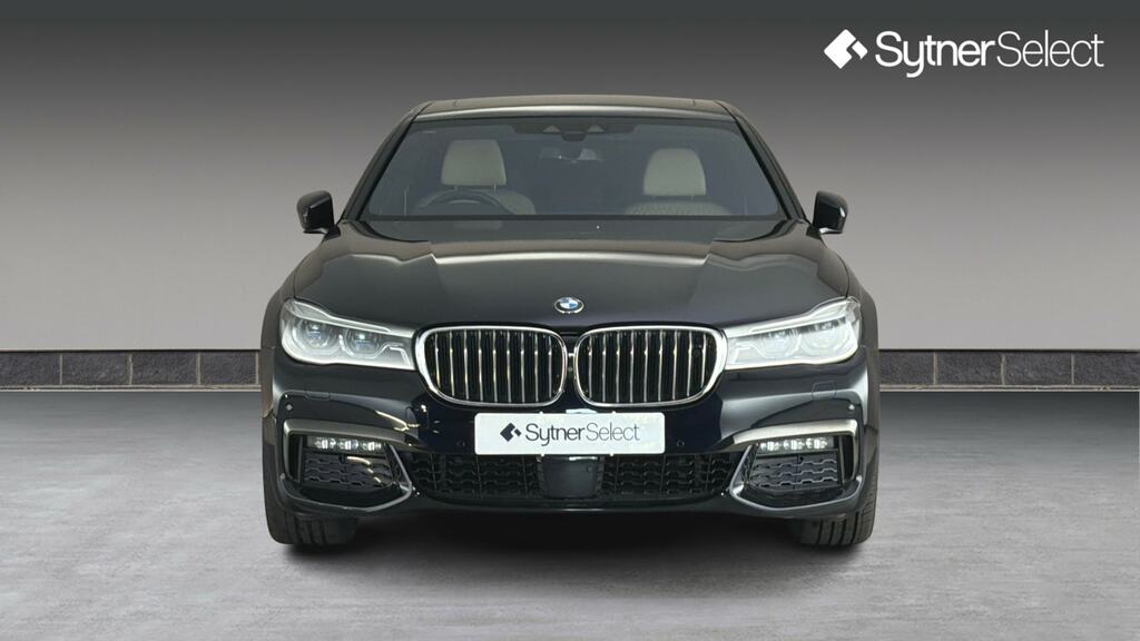 BMW 7 Series 740Li M Sport Black #4