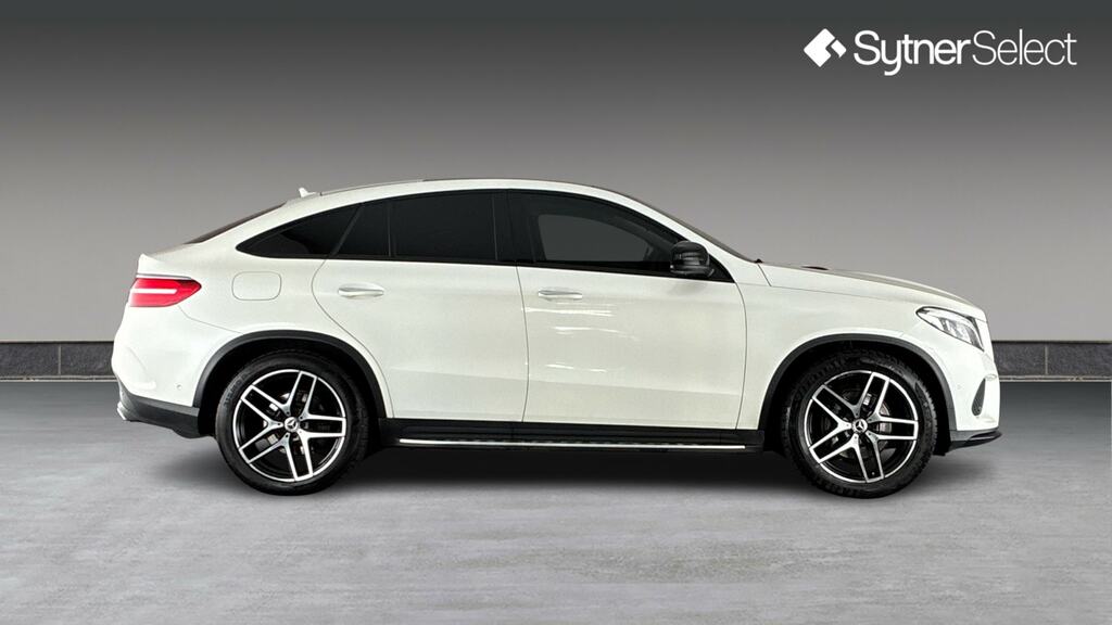 Mercedes-Benz GLE Coupe Gle 350D 4Matic Amg Line Premium Plus 9G-tron White #3