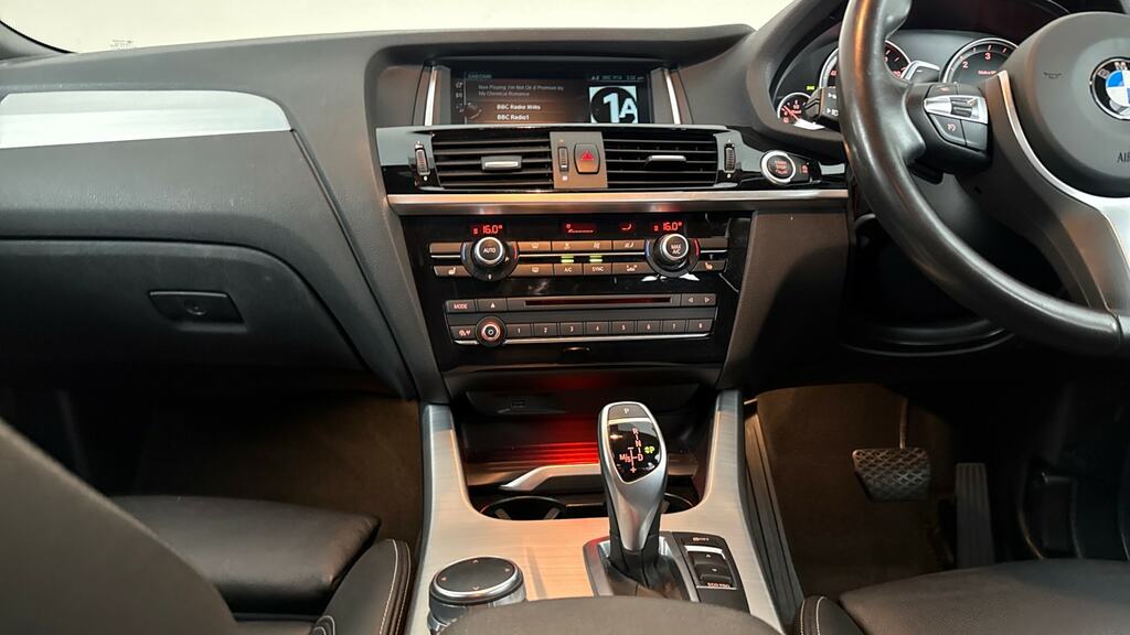 BMW X4 20D M Sport Black #7