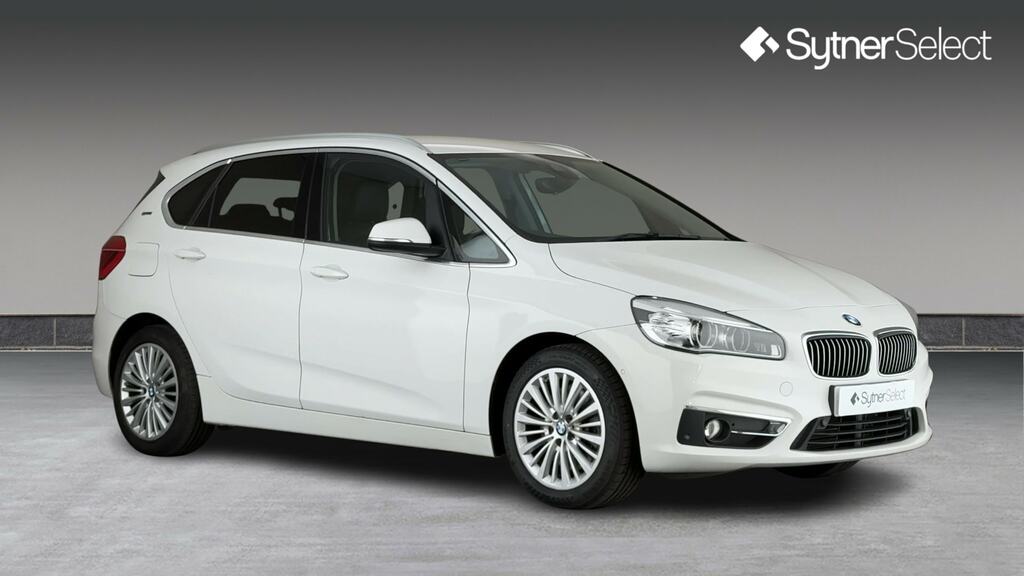 BMW 2 Series Active Tourer 225Xe Luxury Nav White