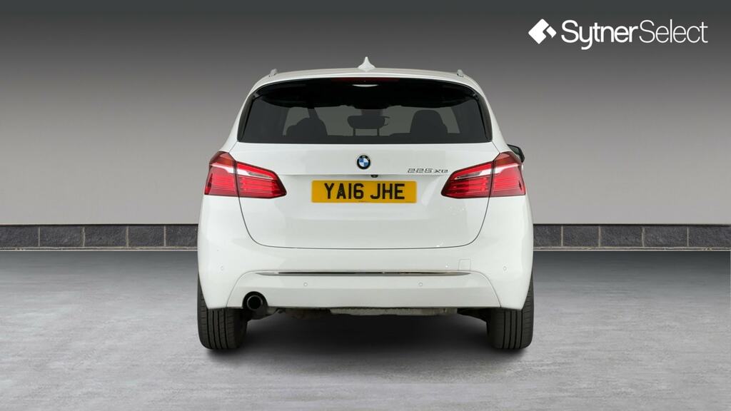 BMW 2 Series Active Tourer 225Xe Luxury Nav White #5