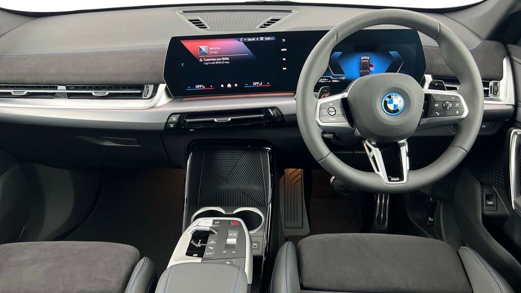 BMW X1 Xdrive 25E M Sport Step BL26FNN Black #4