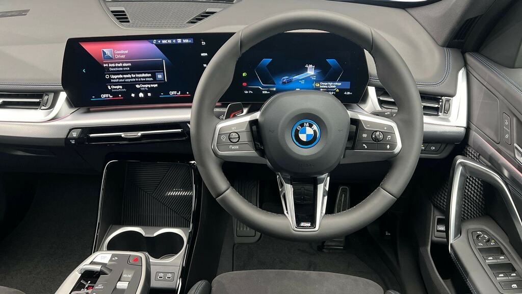 BMW iX1 150Kw Edrive20 M Sport 65Kwh Blue #5