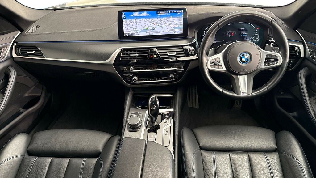 BMW 5 Series 530E M Sport Pro Pack GY23OZX Grey #4