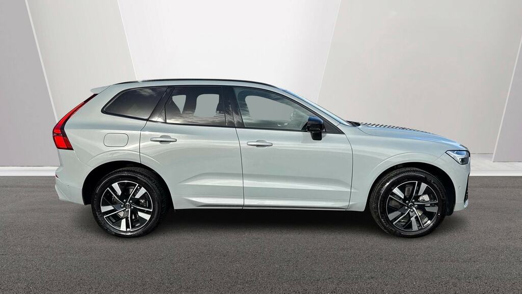 Volvo XC60 2.0 T6 350 Phev Plus Dark Awd Geartronic DG26WKY Grey #3
