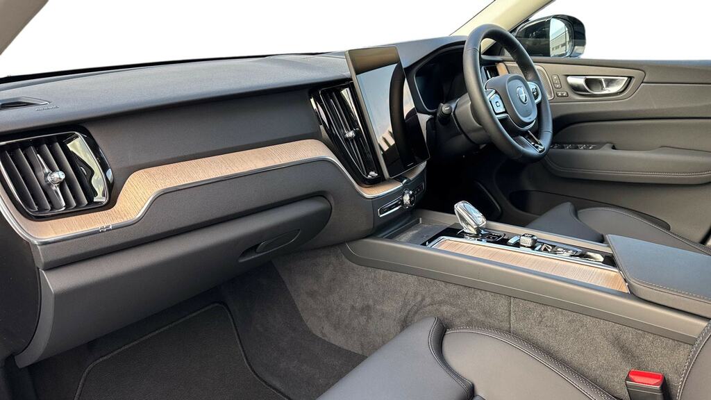 Volvo XC60 2.0 T6 350 Phev Plus Dark Awd Geartronic DG26WKY Grey #4