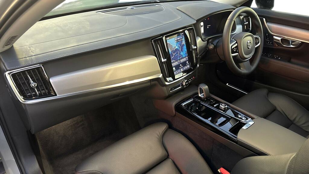 Volvo V90 2.0 T6 350 Phev Plus Dark Awd Grey #4