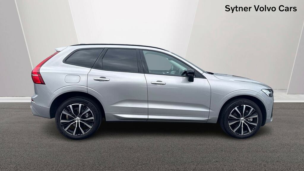 Volvo XC60 2.0 B5p Ultimate Dark Awd Geartronic MW24FVO Silver #3