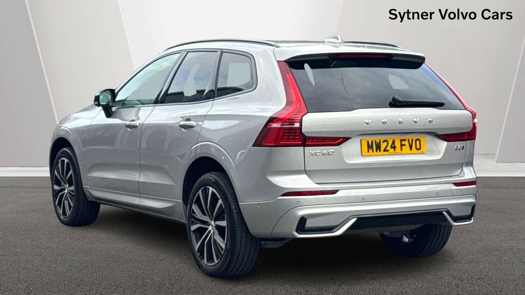 Volvo XC60 2.0 B5p Ultimate Dark Awd Geartronic MW24FVO Silver #2