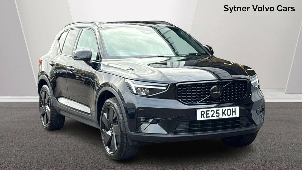 Volvo XC40 2.0 B3p Plus Black Edition Black