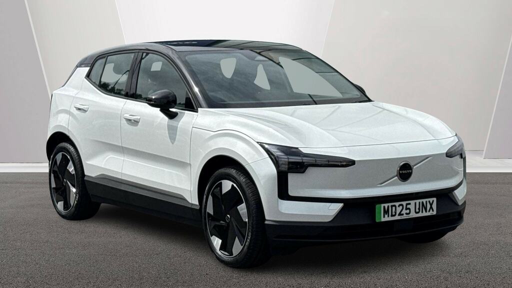 Volvo EX30 315Kw Twin Motor Performance Plus 69Kwh White