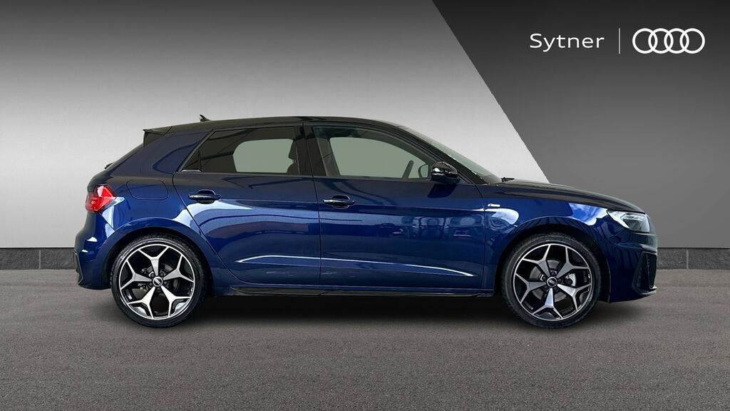 Audi A1 35 Tfsi Black Edition S Tronic Tech Pack YF75RWE Blue #4