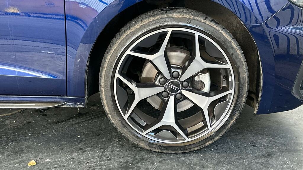 Audi A1 35 Tfsi Black Edition S Tronic Tech Pack YF75RWE Blue #5