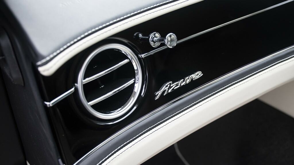 Bentley Flying Spur Mulliner Blue #16