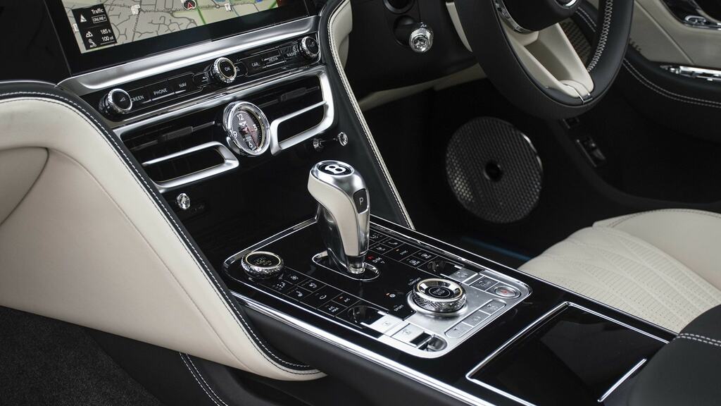 Bentley Flying Spur Mulliner Blue #25