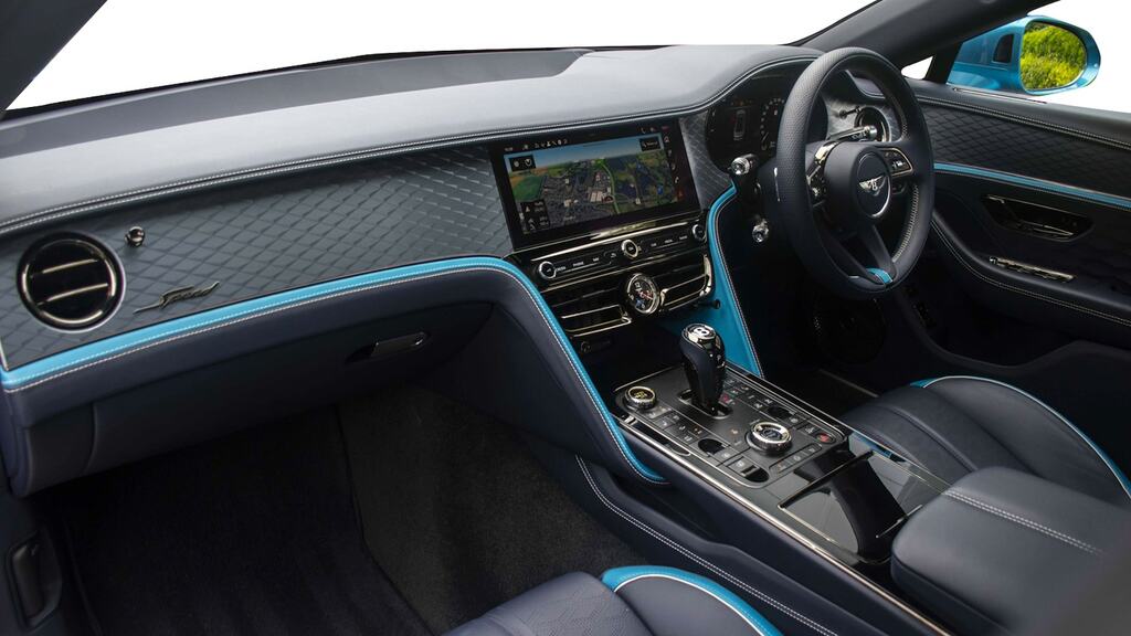 Bentley Flying Spur 4.0 V8 Hybrid Speed Blackline Blue #2