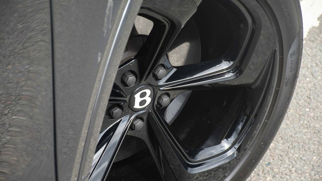 Bentley Bentayga V8 #40
