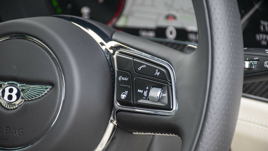 Bentley Bentayga V8 S Grey #40