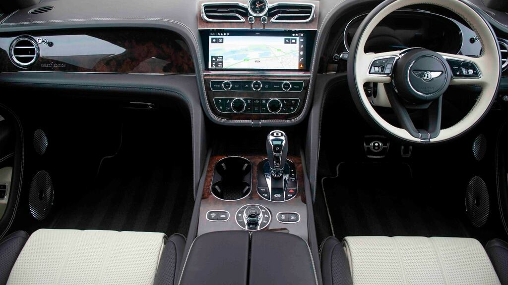 Bentley Bentayga 4.0 V8 First Edition Black #4