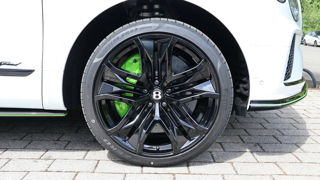 Bentley Bentayga 4.0 V8 Speed Launch Pack White #6