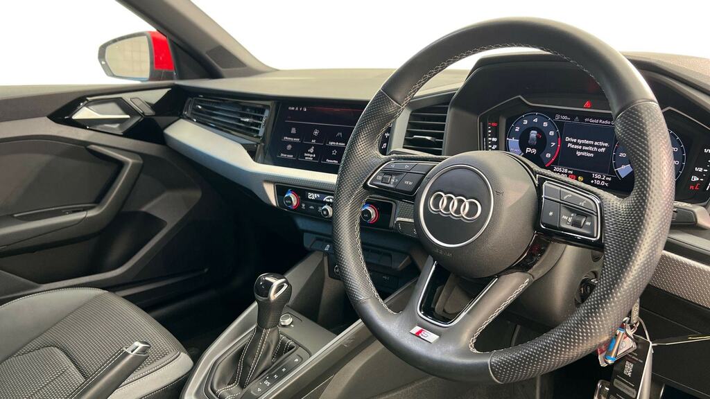 Audi A1 25 Tfsi S Line S Tronic FD23GXN Red #6