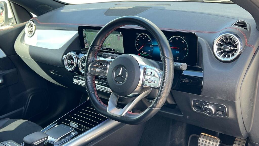 Mercedes-Benz EQA Eqa 350 4Matic 215Kw Amg Line 66.5Kwh LC71KGU White #3