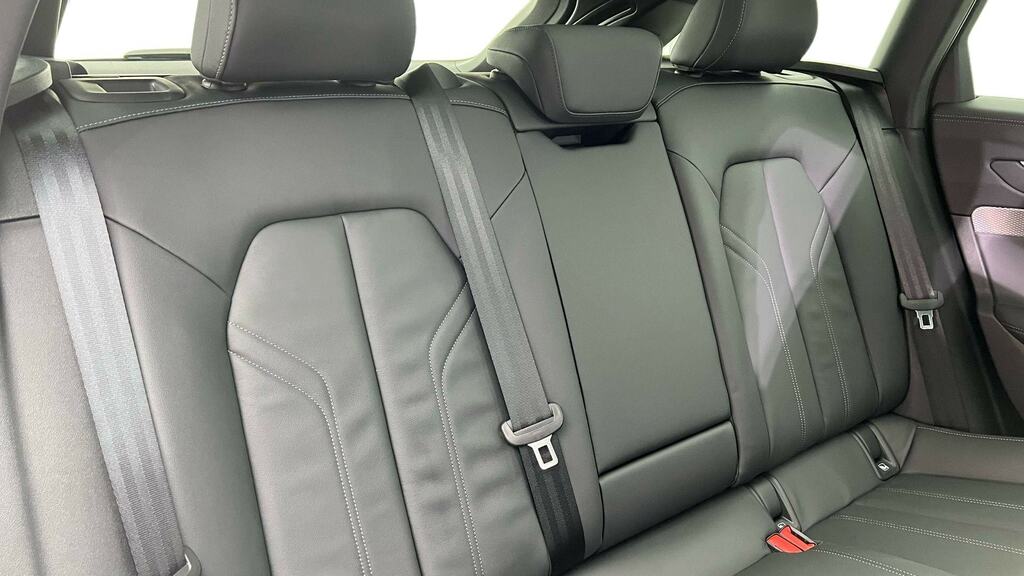 Audi A6 Avant Audi A6 Avant S Line E-tron Performance 270,00 Kw Blue #13