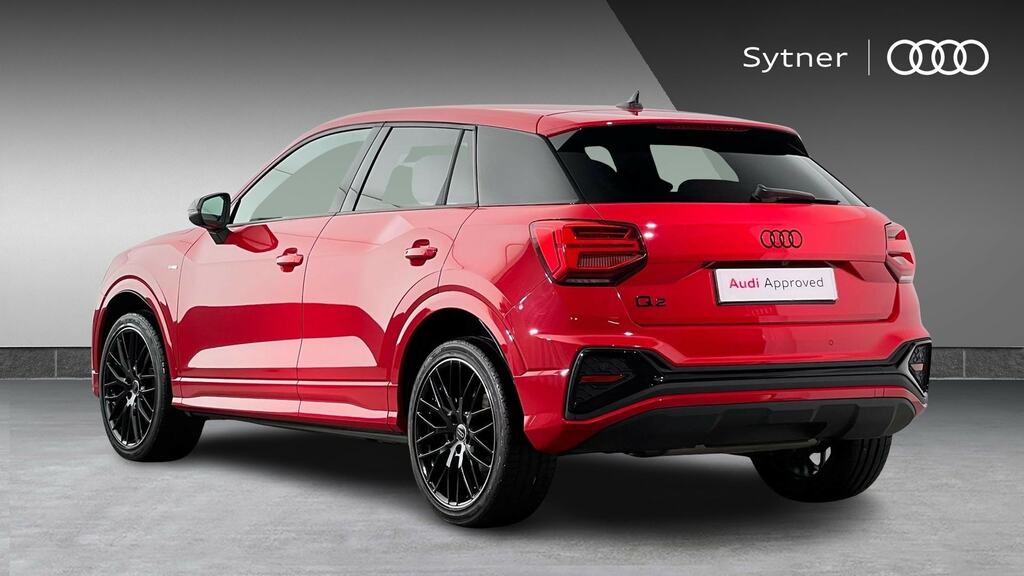 Audi Q2 35 Tfsi Black Edition S Tronic Tech WL73FBZ Red #3