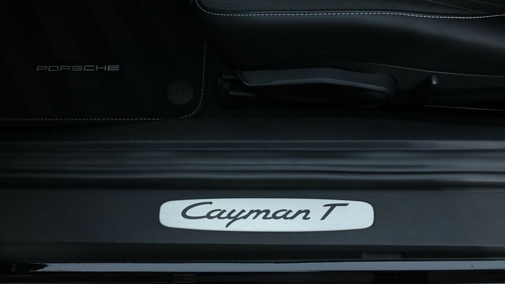 Porsche 718 Cayman 2L Null Grey #19