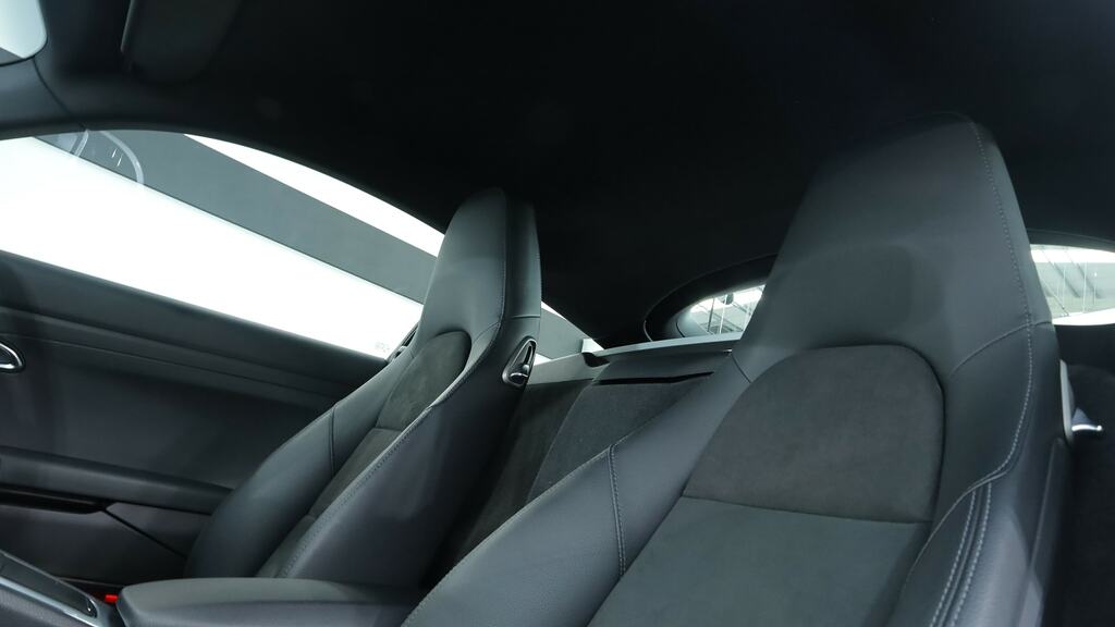 Porsche 718 Cayman 2L Null Grey #17