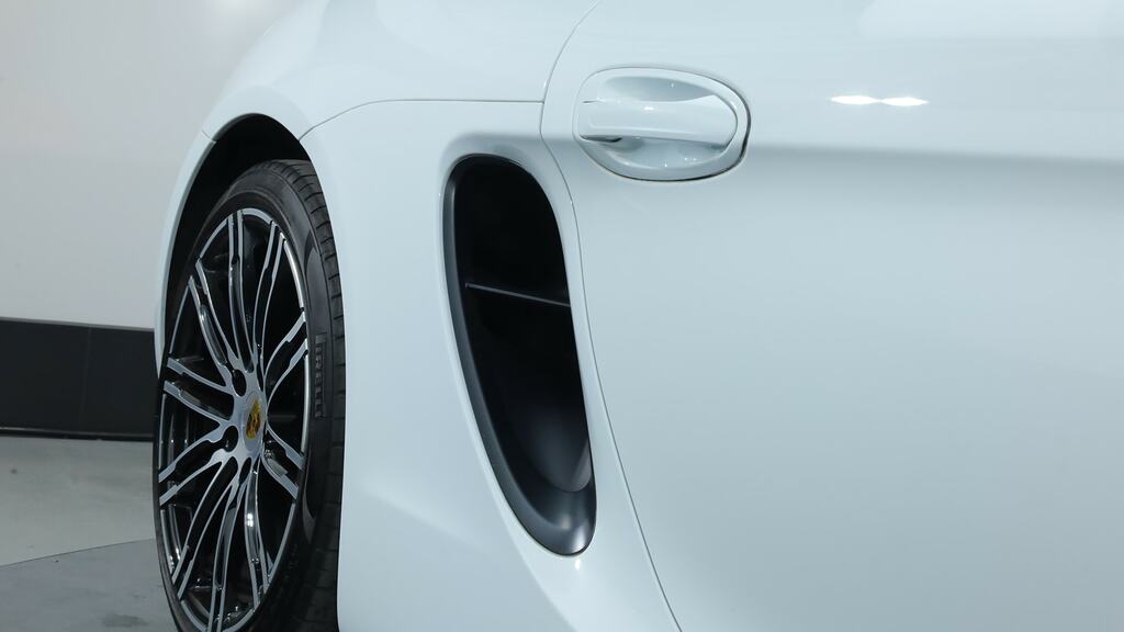 Porsche Cayman S-a Silver #24