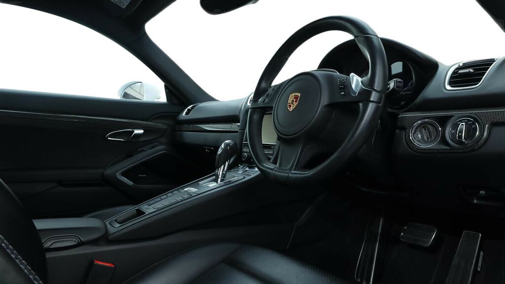 Porsche Cayman S-a Silver #7