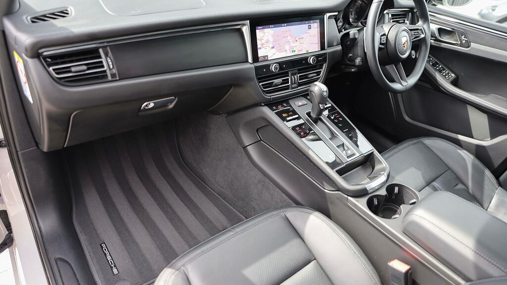 Porsche Macan 5dr Pdk Grey #3