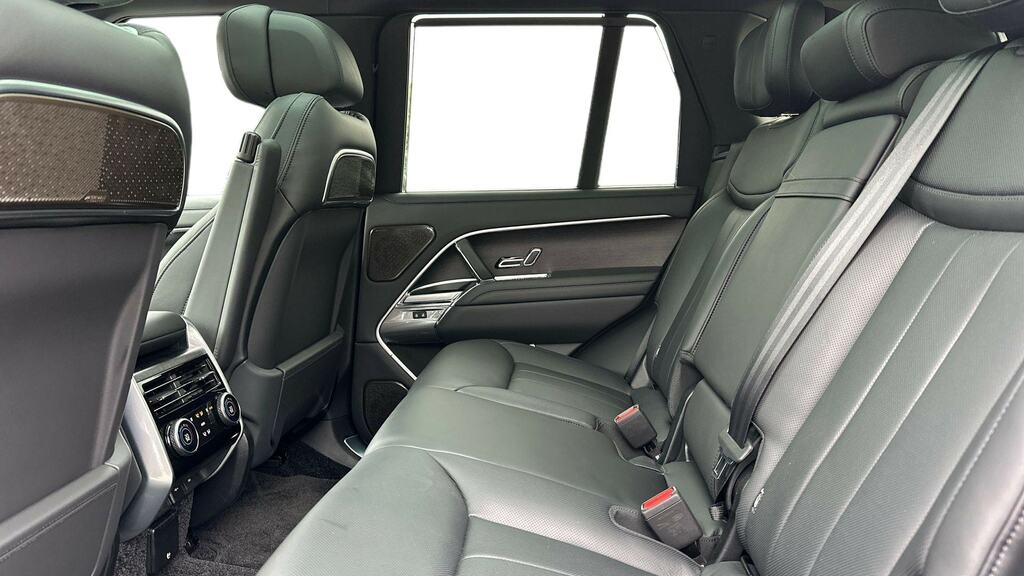 Land Rover Range Rover 3.0 D350 PJ25OLE Black #4