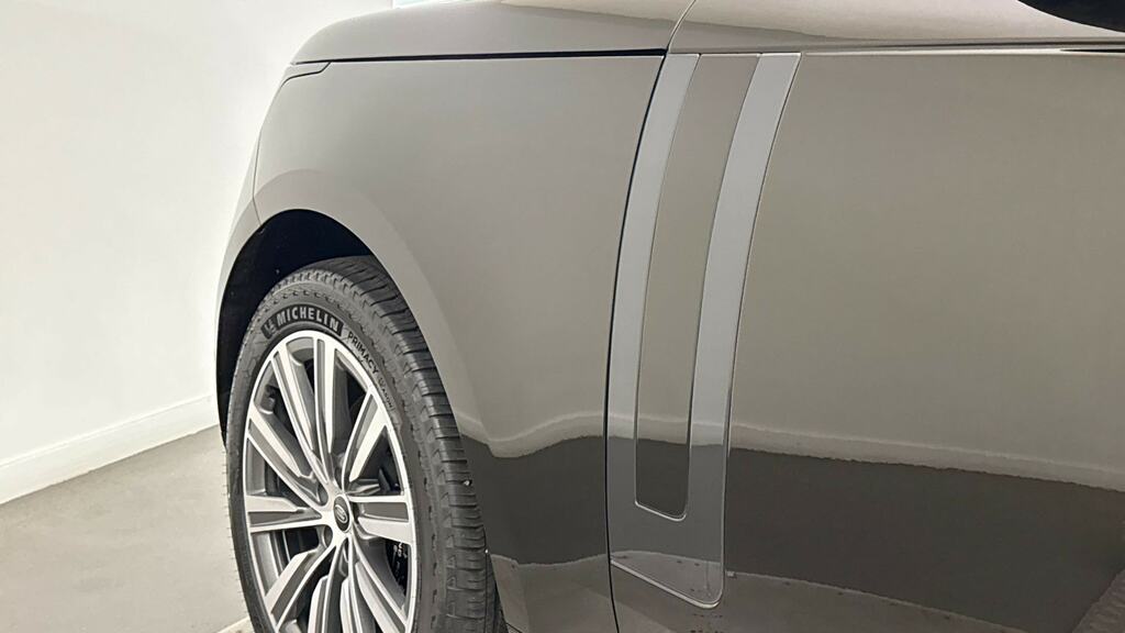 Land Rover Range Rover Edition Black #20