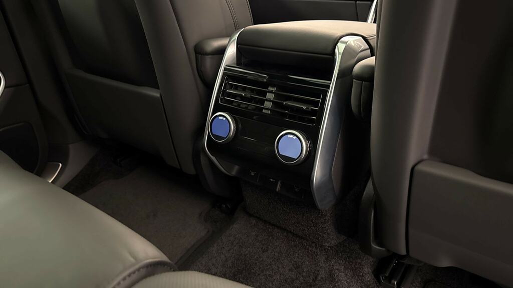 Land Rover Range Rover Edition Black #18