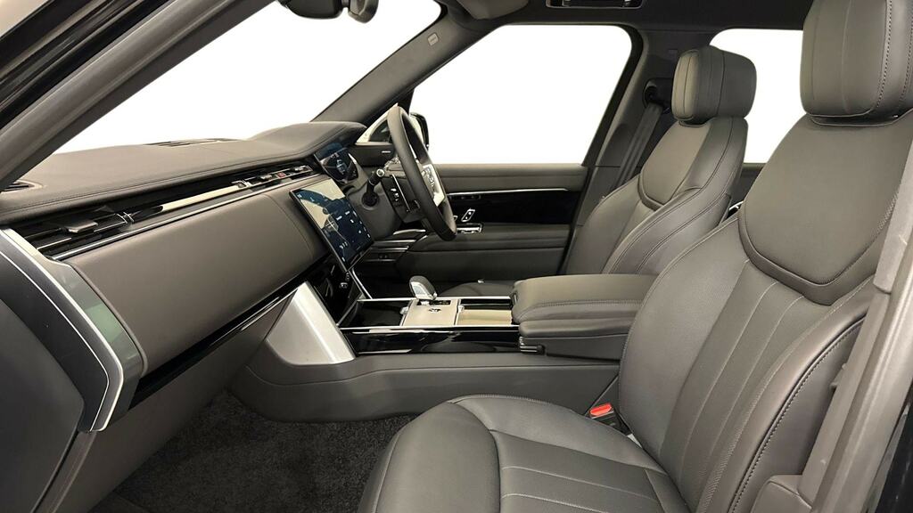 Land Rover Range Rover Edition Black #3