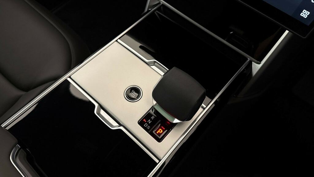 Land Rover Range Rover Edition Black #13