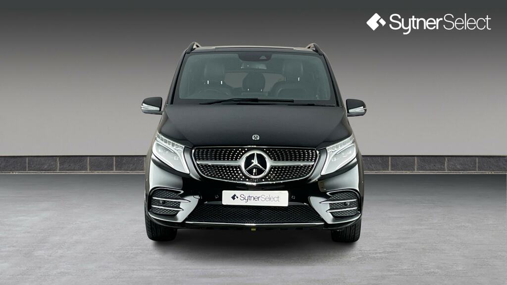 Mercedes-Benz V Class V220 D Amg Line 9G-tronic Extra Long Black #4