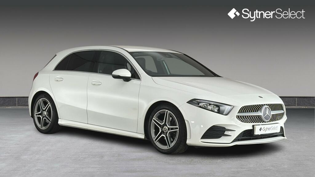 Mercedes-Benz A Class A200 Amg Line NL69DVF White