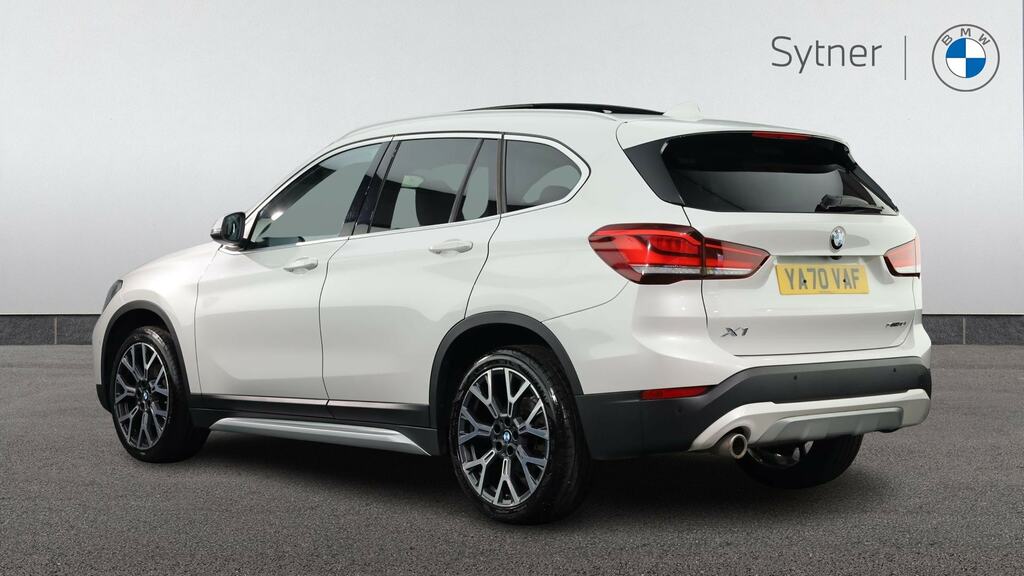 BMW X1 Sdrive 18I Xline Step YA70VAF White #2