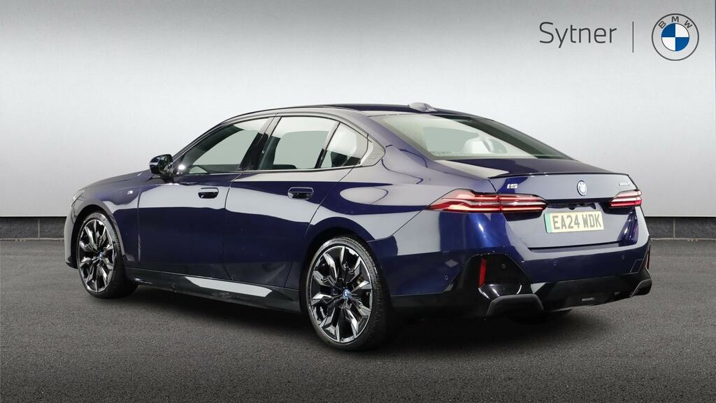 BMW i5 250Kw Edrive40 M Sport Pro 84Kwh Blue #2