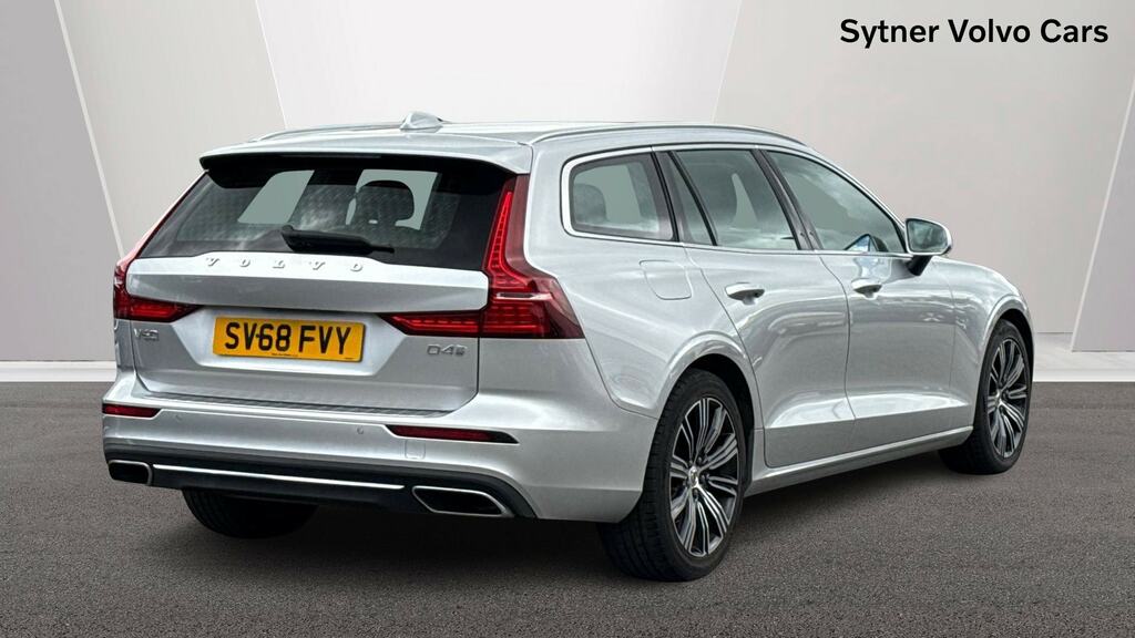 Volvo V60 2.0 D3 Momentum Estate Euro 6 Ss  #7