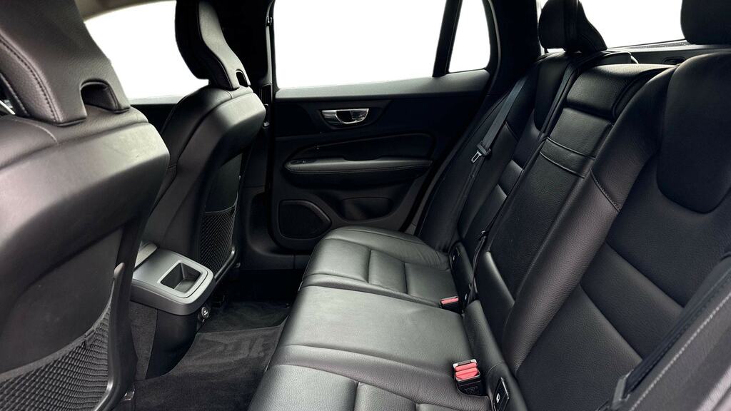 Volvo V60 2.0 D3 Momentum Estate Euro 6 Ss  #10