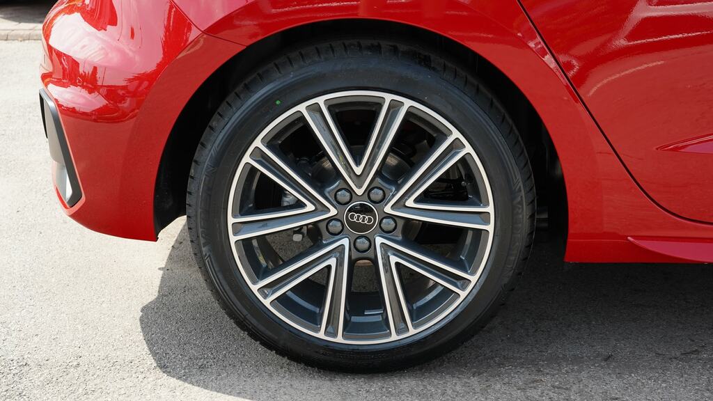 Audi A1 35 Tfsi S Line S Tronic Tech Pack Pro Red #5
