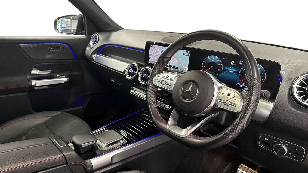 Mercedes-Benz GLB Class Glb 200 Amg Line Premium Night Ed 7G-tronic Black #3