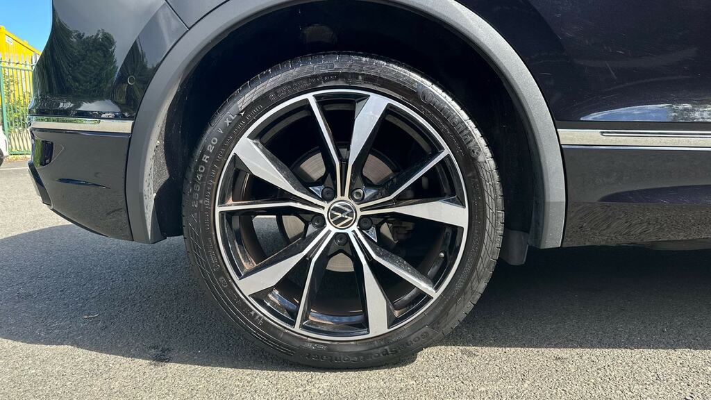 Volkswagen Tiguan 1.5 Tsi 150 R-line Dsg NC72KDV Black #5