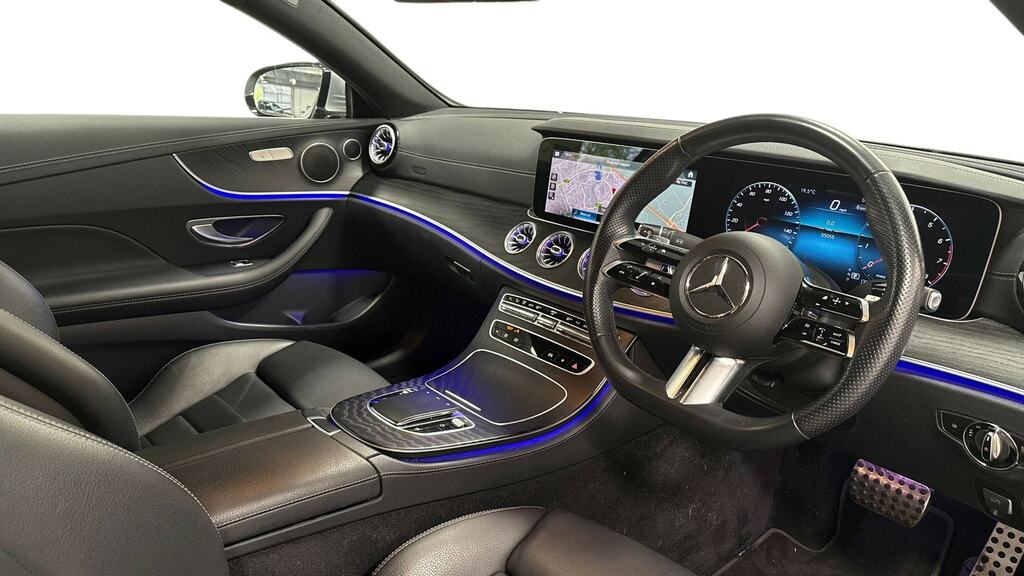 Mercedes-Benz E Class E300 Amg Line Premium 9G-tronic Silver #3